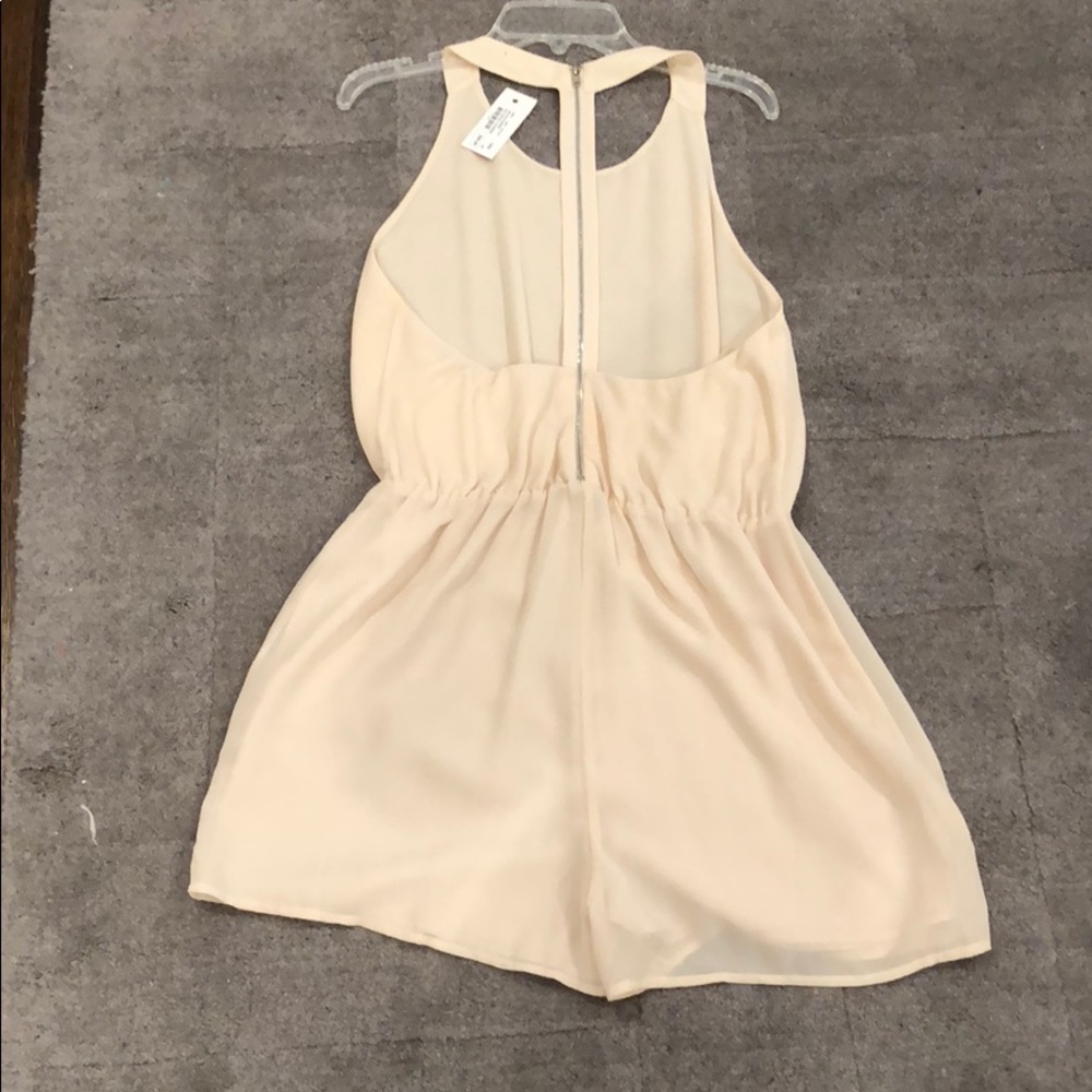 BLUSH ROMPER - Picture 2 of 3
